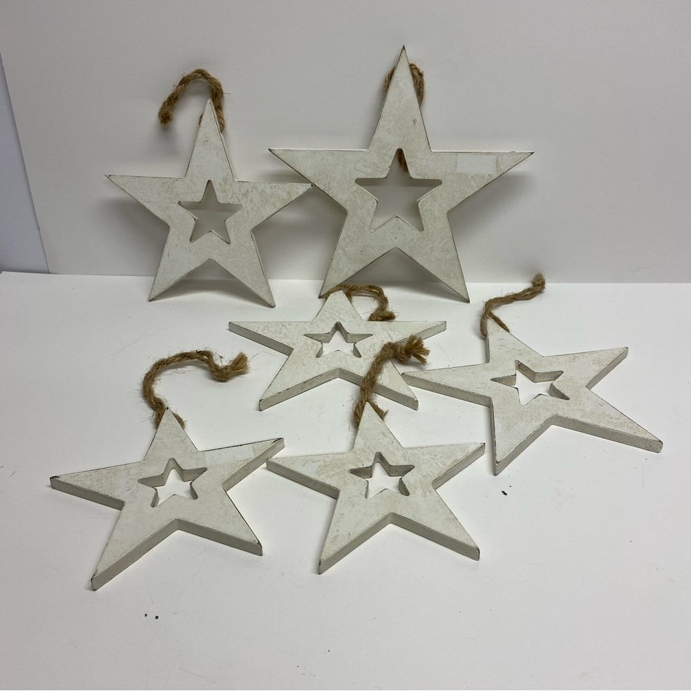 Set of 6 Wooden Hanging Stars White Rustic Country July 4th Christmas - Picture 3 of 6